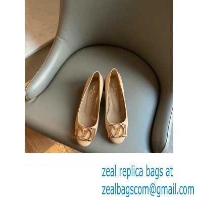 Louis Vuitton Heel 4.5cm Dauphine Madeleine Pumps Patent Nude