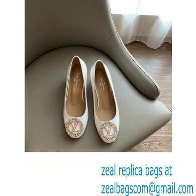 Louis Vuitton Heel 4.5cm LV Circle Madeleine Pumps Patent White