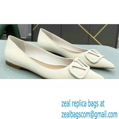 Valentino Heel 4cm VLogo Signature Calfskin Pumps Patent White