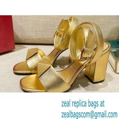 Valentino ONE STUD Heel sandals Gold 2022 - Click Image to Close