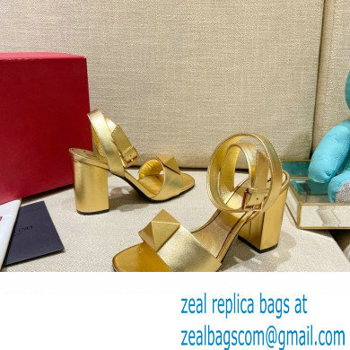 Valentino ONE STUD Heel sandals Gold 2022