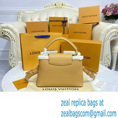 louis vuitton shearling Capucines BB/mm bag m59267 - Click Image to Close