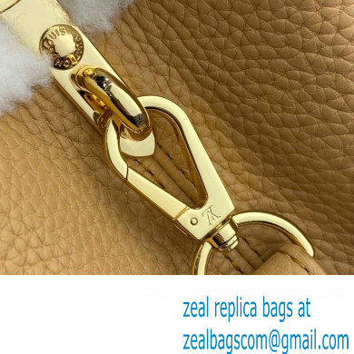 louis vuitton shearling Capucines BB/mm bag m59267 - Click Image to Close