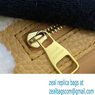 louis vuitton shearling Capucines BB/mm bag m59267 - Click Image to Close