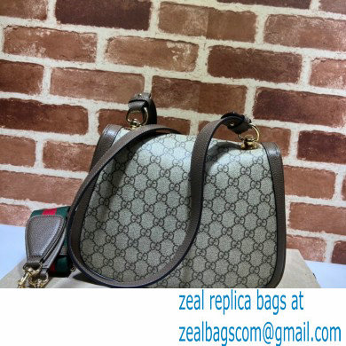 Gucci Medium shoulder bag with round Interlocking G 699210 2022 - Click Image to Close