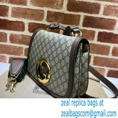 Gucci Medium shoulder bag with round Interlocking G 699210 2022