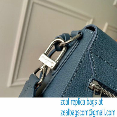 Louis Vuitton Aerogram leather New Messenger Bag M59327 Blue