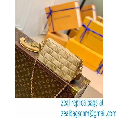 Louis Vuitton Damier Quilt lamb leather Pochette Troca Bag M59048 Beige