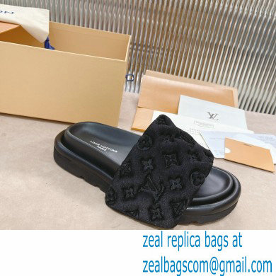 Louis Vuitton Pool Pillow Comfort Mules Monogram-embossed Technical Textile Black 2022 - Click Image to Close