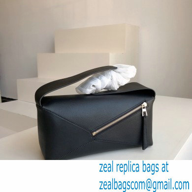 loewe Puzzle Hobo bag in nappa calfskin black