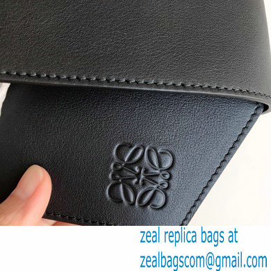 loewe Puzzle Hobo bag in nappa calfskin black