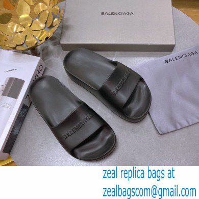 Balenciaga Chunky Slide Sandals in Rubber Black 2022