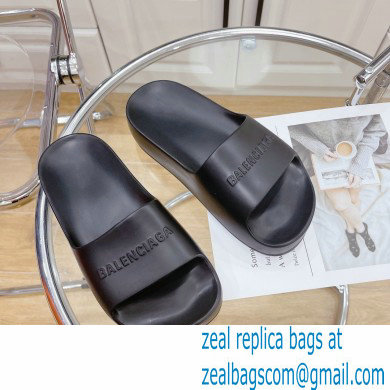 Balenciaga Chunky Slide Sandals in Rubber Black 2022
