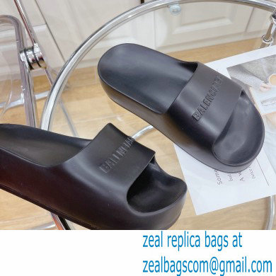 Balenciaga Chunky Slide Sandals in Rubber Black 2022