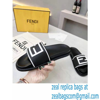 Fendi Baguette Rubber Slides 02 2022