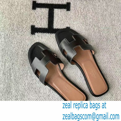 Hermes Oran Flat Sandals in Swift Box Calfskin 15