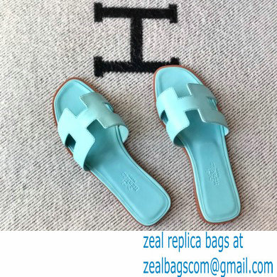 Hermes Oran Flat Sandals in Swift Box Calfskin 23