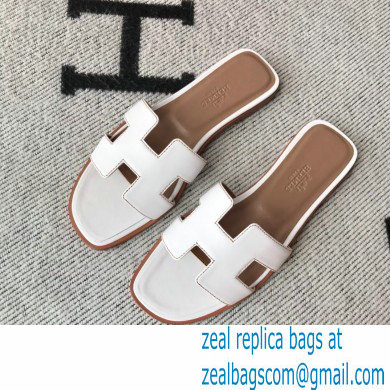 Hermes Oran Flat Sandals in Swift Box Calfskin 31 - Click Image to Close