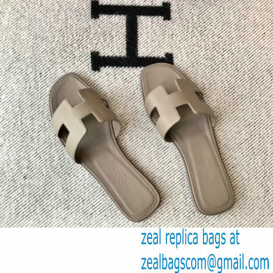 Hermes Oran Flat Sandals in Swift Box Calfskin 36 - Click Image to Close