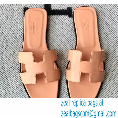 Hermes Oran Flat Sandals in Swift Box Calfskin 38