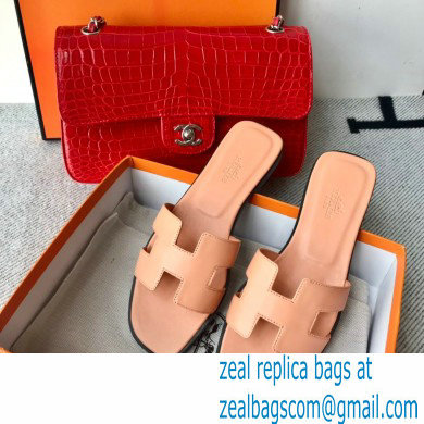 Hermes Oran Flat Sandals in Swift Box Calfskin 38