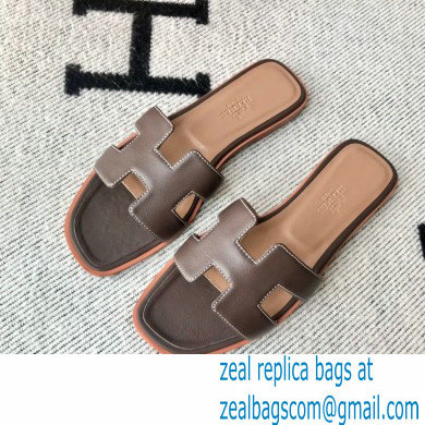 Hermes Oran Flat Sandals in Swift Box Calfskin 44