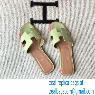 Hermes Oran Flat Sandals in Swift Box Calfskin 48