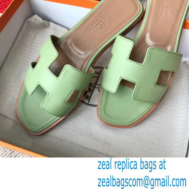 Hermes Oran Flat Sandals in Swift Box Calfskin 48