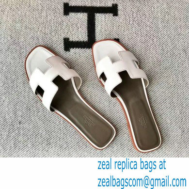 Hermes Oran Flat Sandals in Swift Box Calfskin 52 - Click Image to Close