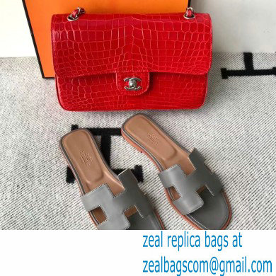 Hermes Oran Flat Sandals in Swift Box Calfskin 55