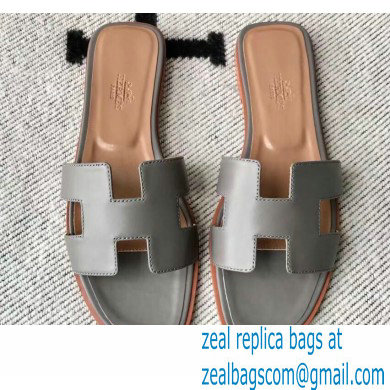 Hermes Oran Flat Sandals in Swift Box Calfskin 55