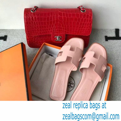 Hermes Oran Flat Sandals in Swift Box Calfskin 70