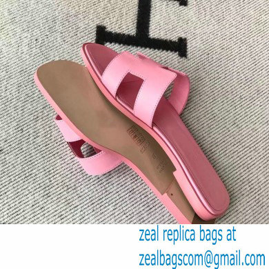 Hermes Oran Flat Sandals in Swift Box Calfskin 71