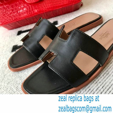 Hermes Oran Flat Sandals in Swift Box Calfskin 79