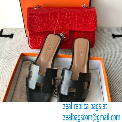 Hermes Oran Flat Sandals in Swift Box Calfskin 80