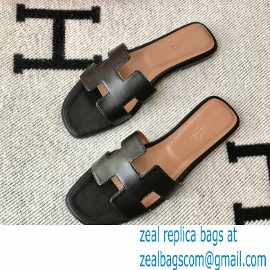 Hermes Oran Flat Sandals in Swift Box Calfskin 80