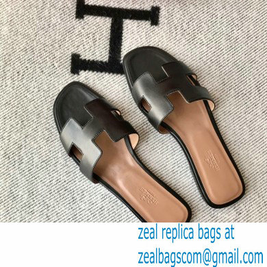 Hermes Oran Flat Sandals in Swift Box Calfskin 80