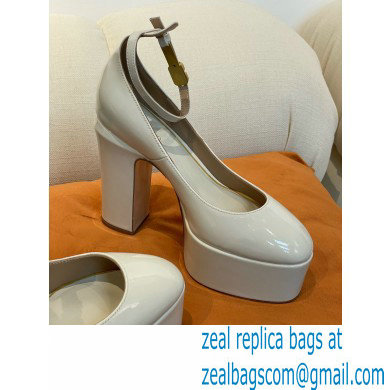 VALENTINO GARAVANI TAN-GO PLATFORM PUMP IN PATENT LEATHER 155 MM white