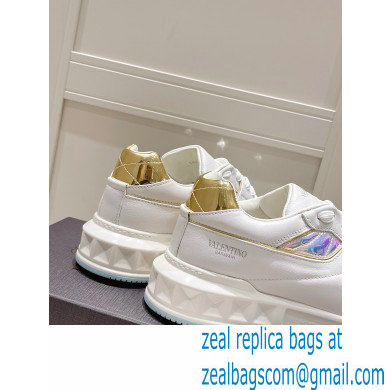 Valentino Low-top ONE STUD Sneakers 01 2022