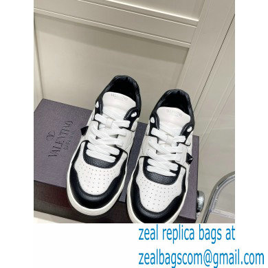 Valentino Low-top ONE STUD Sneakers 03 2022