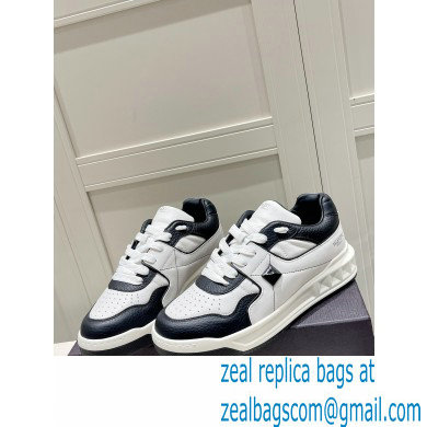 Valentino Low-top ONE STUD Sneakers 03 2022