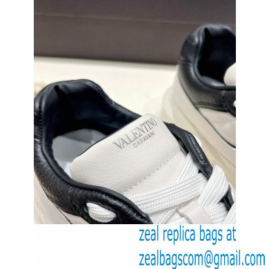 Valentino Low-top ONE STUD Sneakers 03 2022