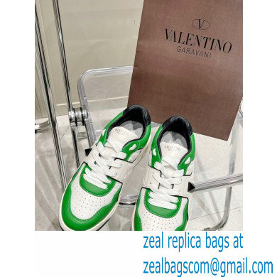 Valentino Low-top ONE STUD Sneakers 06 2022 - Click Image to Close
