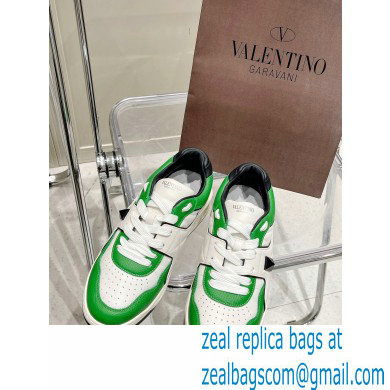 Valentino Low-top ONE STUD Sneakers 06 2022