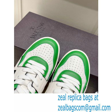 Valentino Low-top ONE STUD Sneakers 06 2022