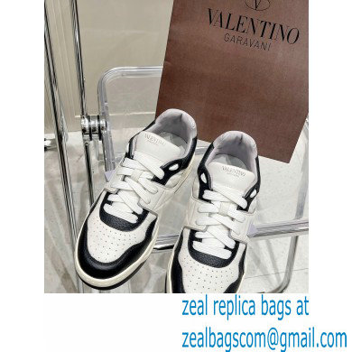 Valentino Low-top ONE STUD Sneakers 12 2022