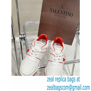 Valentino Low-top ONE STUD Sneakers 14 2022