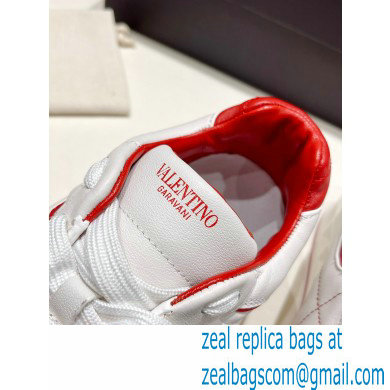 Valentino Low-top ONE STUD Sneakers 14 2022