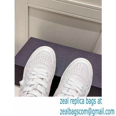 Valentino Low-top ONE STUD Sneakers 15 2022