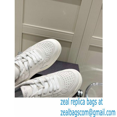 Valentino Low-top ONE STUD Sneakers 18 2022